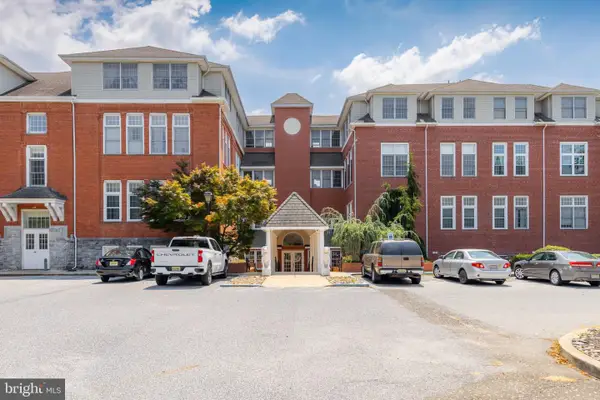 100 Aura Rd #311, CLAYTON, NJ 08312