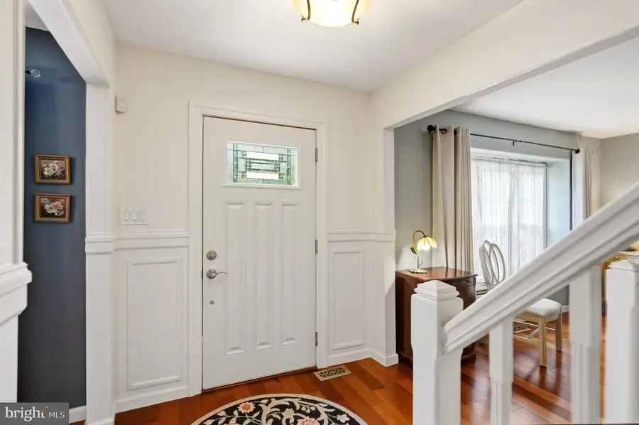 18 Oxford Dr, Sewell, NJ 08080 - #3