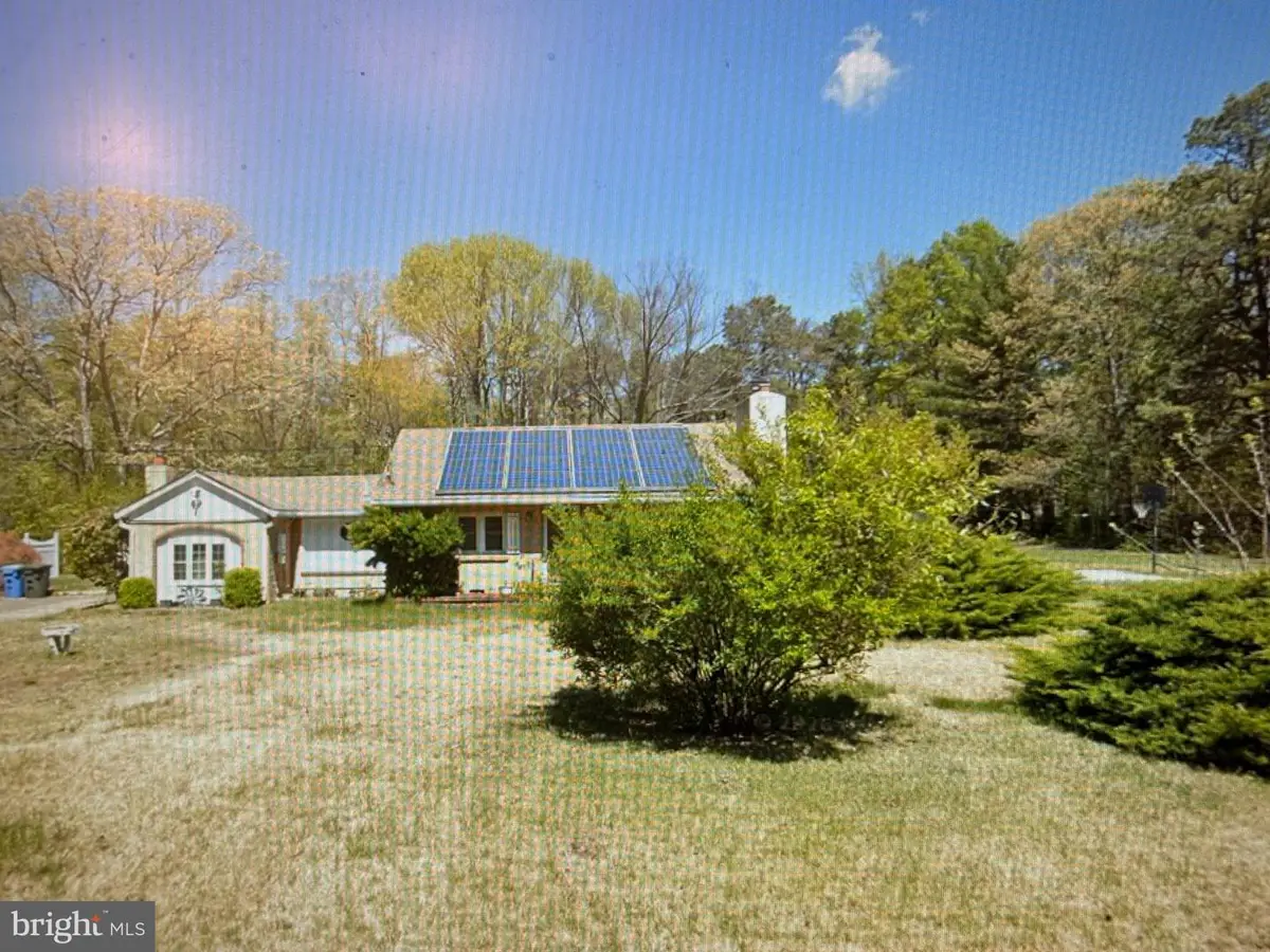 225 E Stanger Ave, Glassboro, NJ 08028 - #1