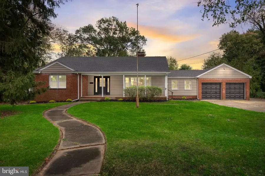 444 E Barber Ave, Woodbury, NJ 08096 - #2