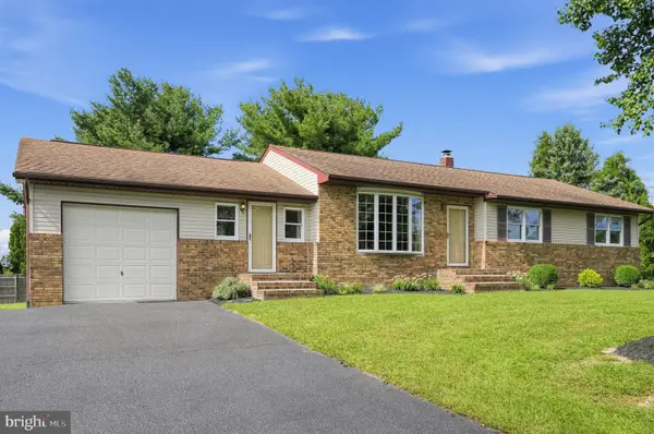 61 Berlin Cross Keys Rd, SEWELL, NJ 08080