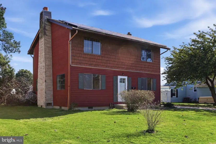 336 Carson Ave, Gibbstown, NJ 08027 - #2