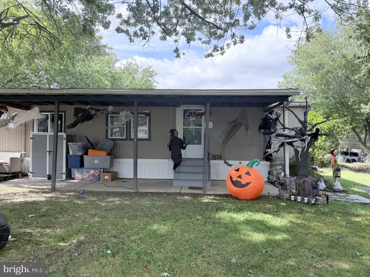 339 Oklahoma Ave, Williamstown, NJ 08094 - #1