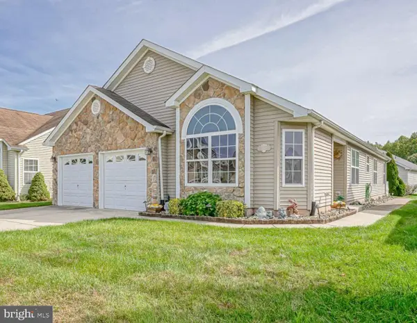 550 Riviera Dr, WILLIAMSTOWN, NJ 08094
