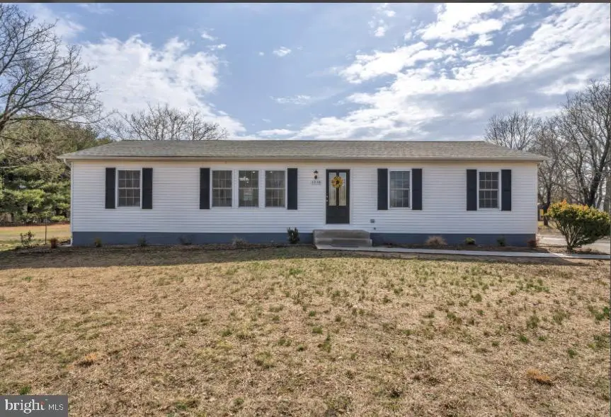 1230 Winslow Rd, Williamstown, NJ 08094 - #3
