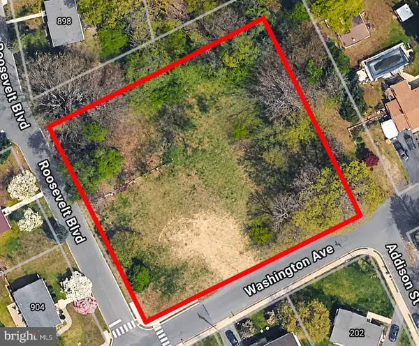 612 Washington Ave, CLAYTON, NJ 08312