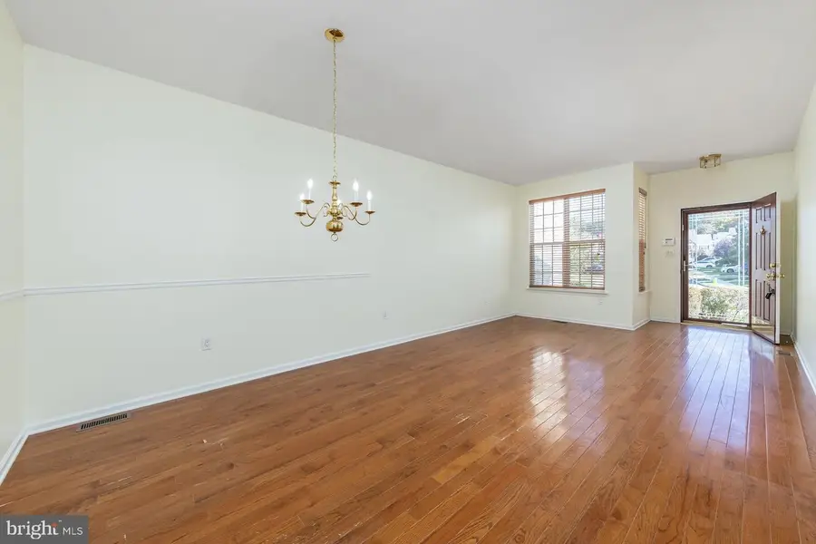 168 Chancellor Dr, Woodbury, NJ 08096 - #3