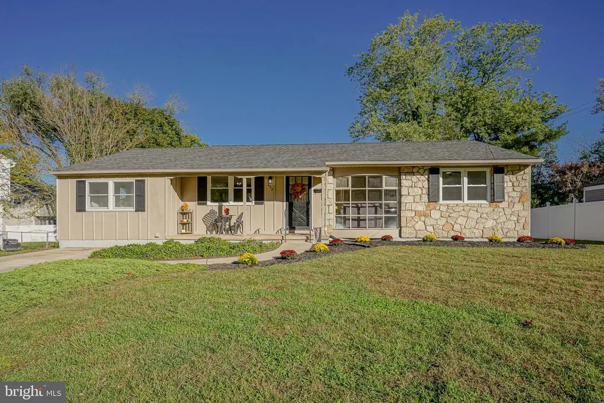 402 Georgetown Rd, Blackwood, NJ 08012 - #1