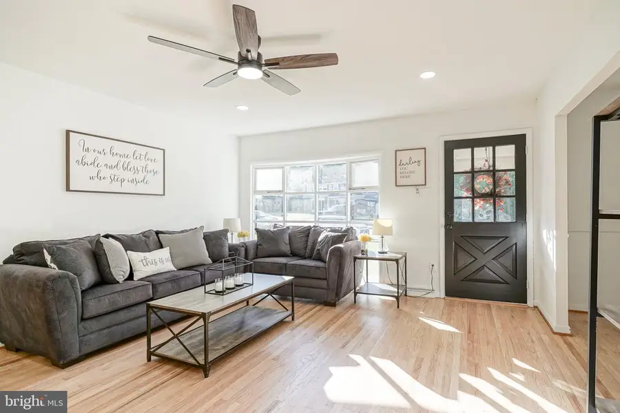 402 Georgetown Rd, Blackwood, NJ 08012 - #3