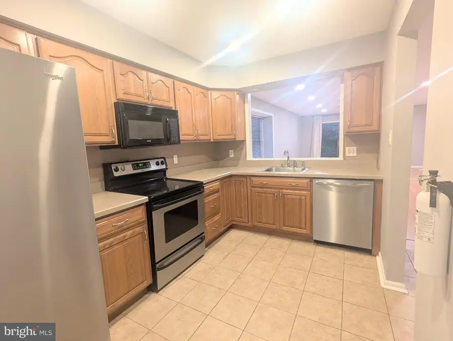 16 N Maple St #a1, Woodbury, NJ 08096 - #3