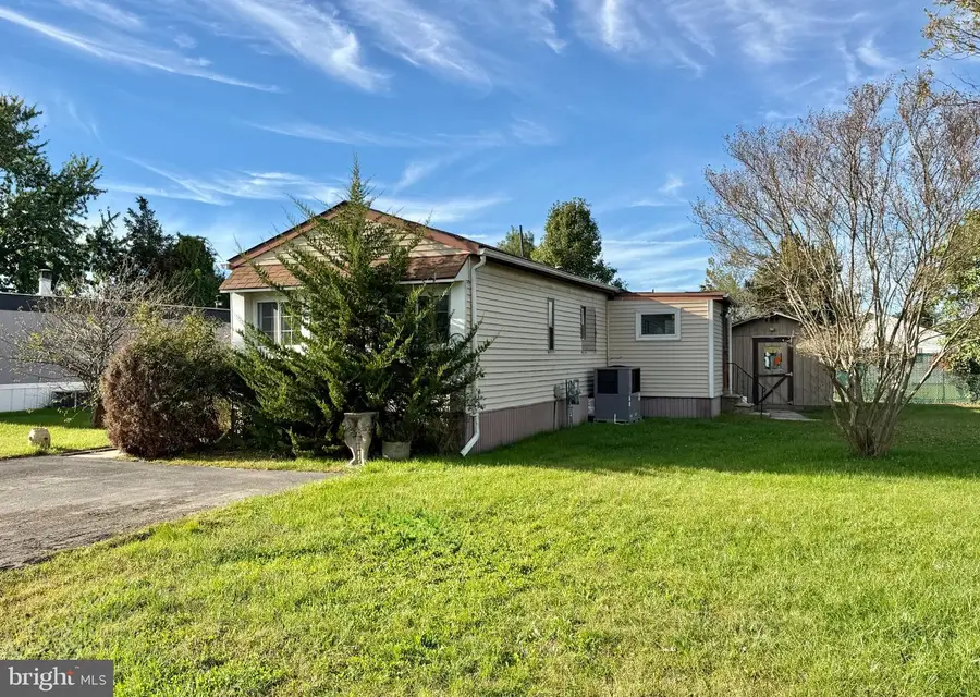 301 Oklahoma Ave, Williamstown, NJ 08094 - #2