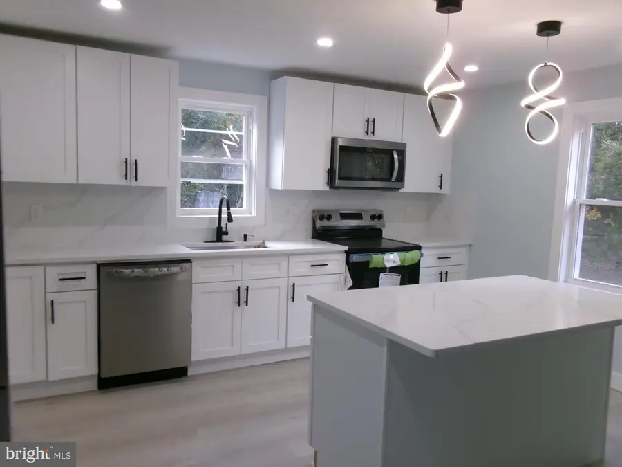 668 Fairview Rd, Glassboro, NJ 08028 - #2
