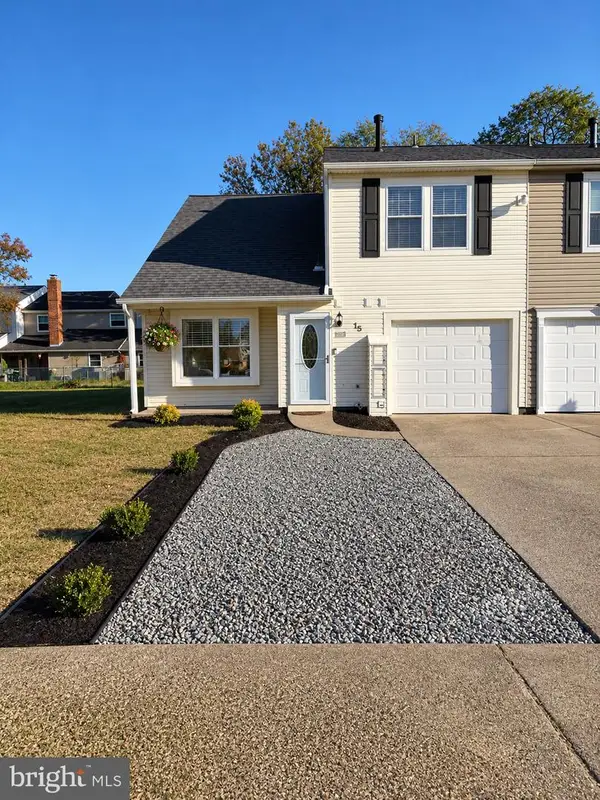 15 Aldeberan Dr, BLACKWOOD, NJ 08012