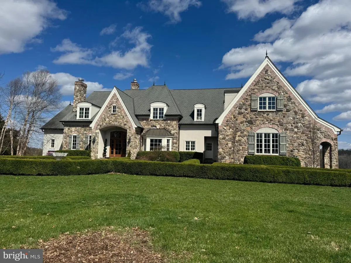 34 Back Brook Rd, Ringoes, NJ 08551 - Image #1