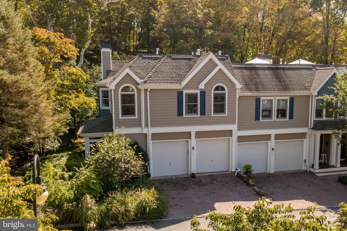 18 Rock Creek Woods, Lambertville, NJ 08530 - Image #1