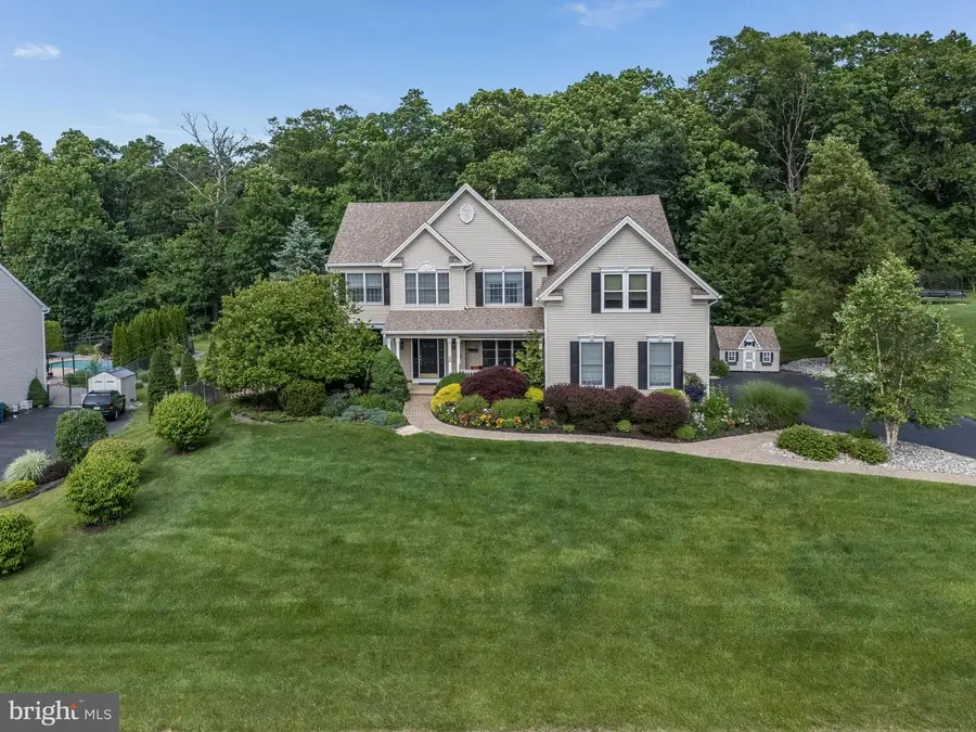 10 Pheasant Dr, Ringoes, NJ 08551 - Image #2