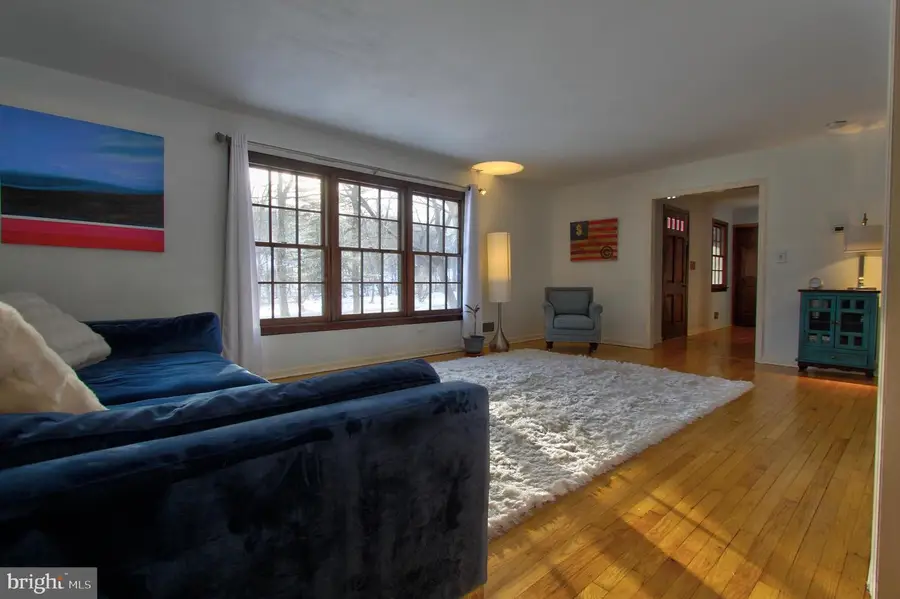 32 Cherryville Hollow Rd, Flemington, NJ 08822 - #2