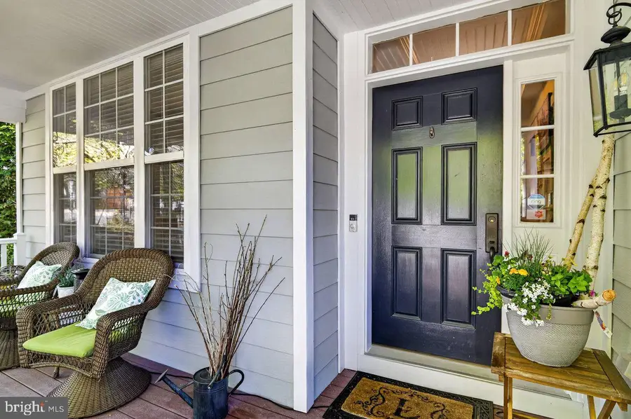 411 Sergeant Dr, Lambertville, NJ 08530 - #3