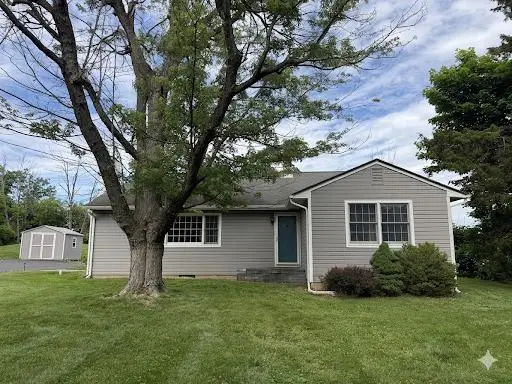 12 Lake Dr, Lambertville, NJ 08530 - #1