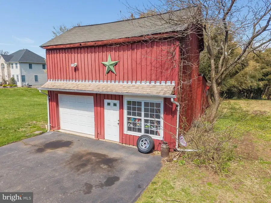 40 Sergeantsville Rd, Flemington, NJ 08822 - #2