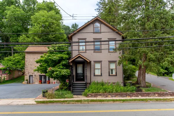 3 S Main St, STOCKTON, NJ 08559