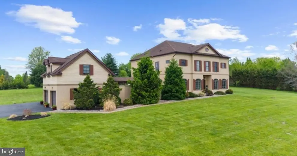 313 Ridge Rd, Frenchtown, NJ 08825 - #1