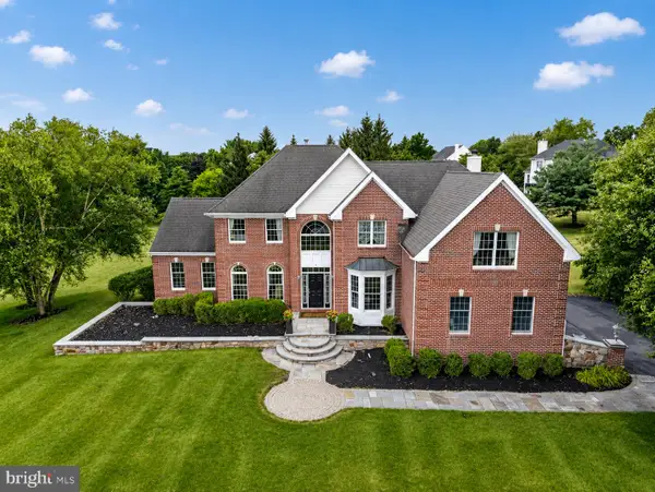 4 Riverview Ct, RINGOES, NJ 08551