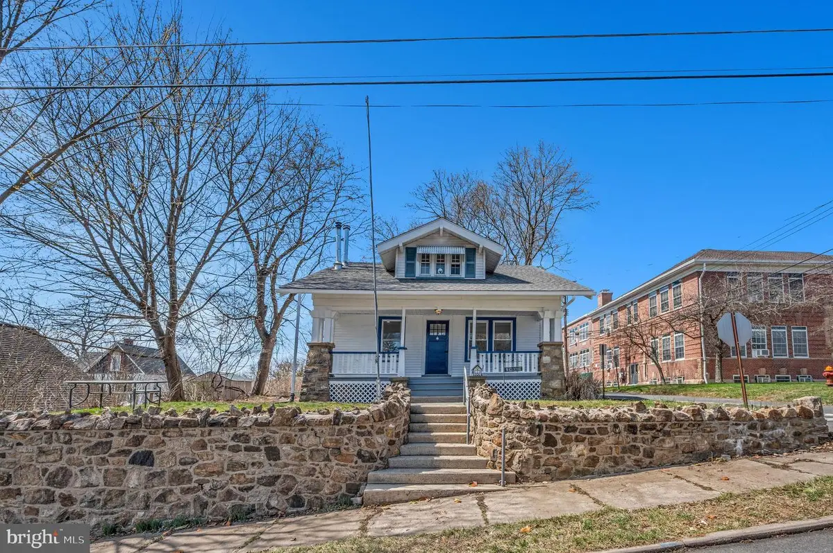52 Thomas St, High Bridge, NJ 08829 - #1