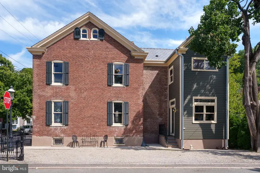 61 Church St, Lambertville, NJ 08530 - #3
