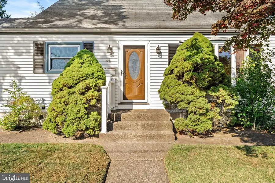 44 Falmouth Rd, Hamilton Township, NJ 08620 - Image #3