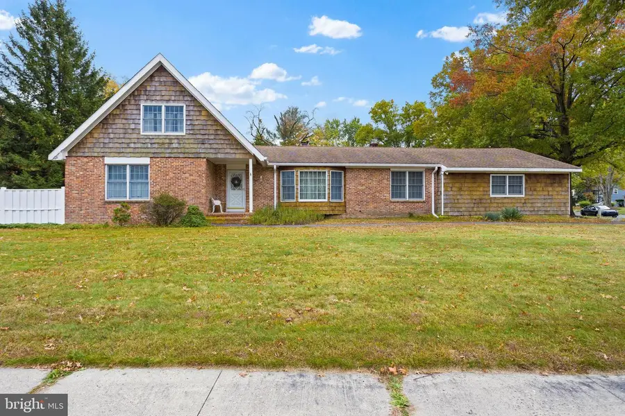 1 Hawk Dr, Princeton Junction, NJ 08550 - Image #3