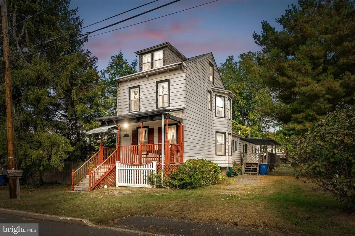 52 Betts Ave, Lawrenceville, NJ 08648 - Image #1