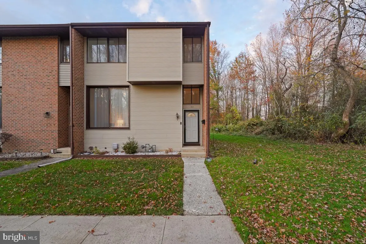 158 Henderson Pl, Hightstown, NJ 08520 - Image #1