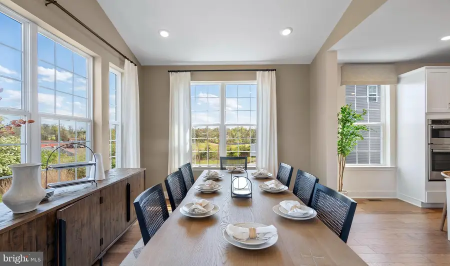 16 John Vanzandt Way, Titusville, NJ 08560 - Image #2