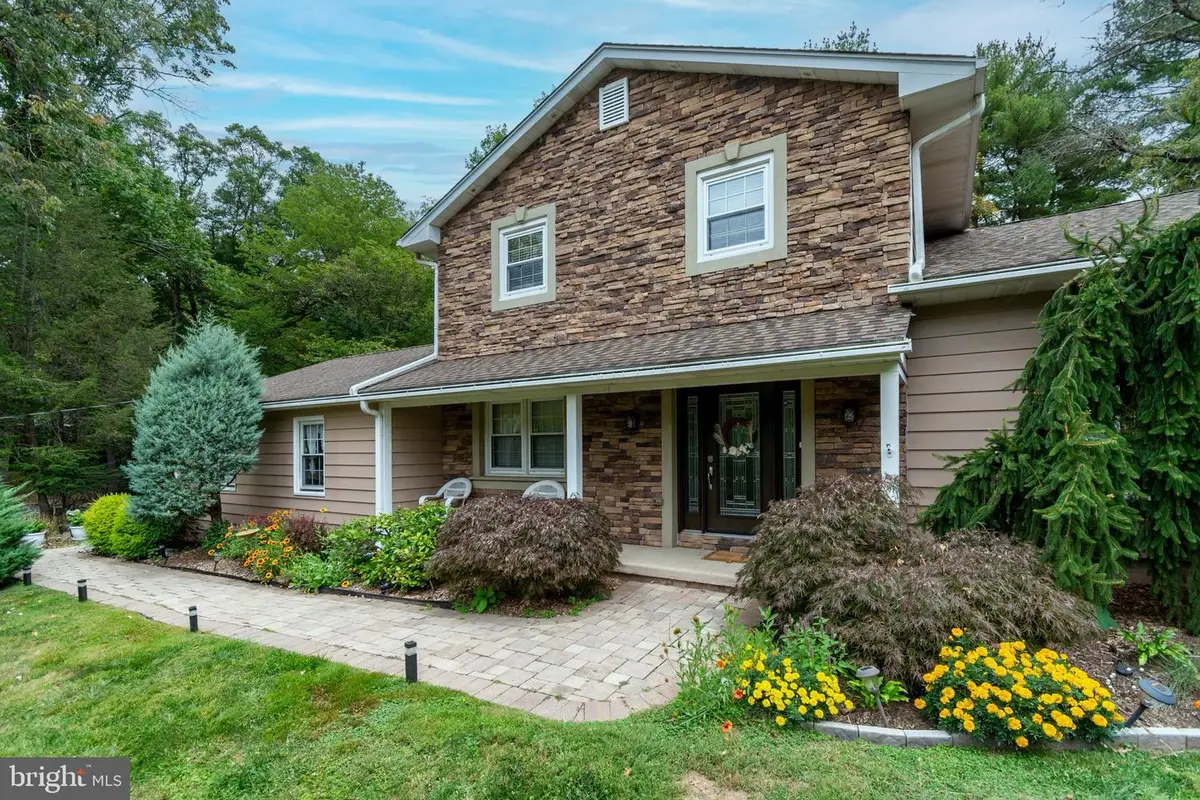 230 Jacobs Creek Rd, Titusville, NJ 08560 - Image #1