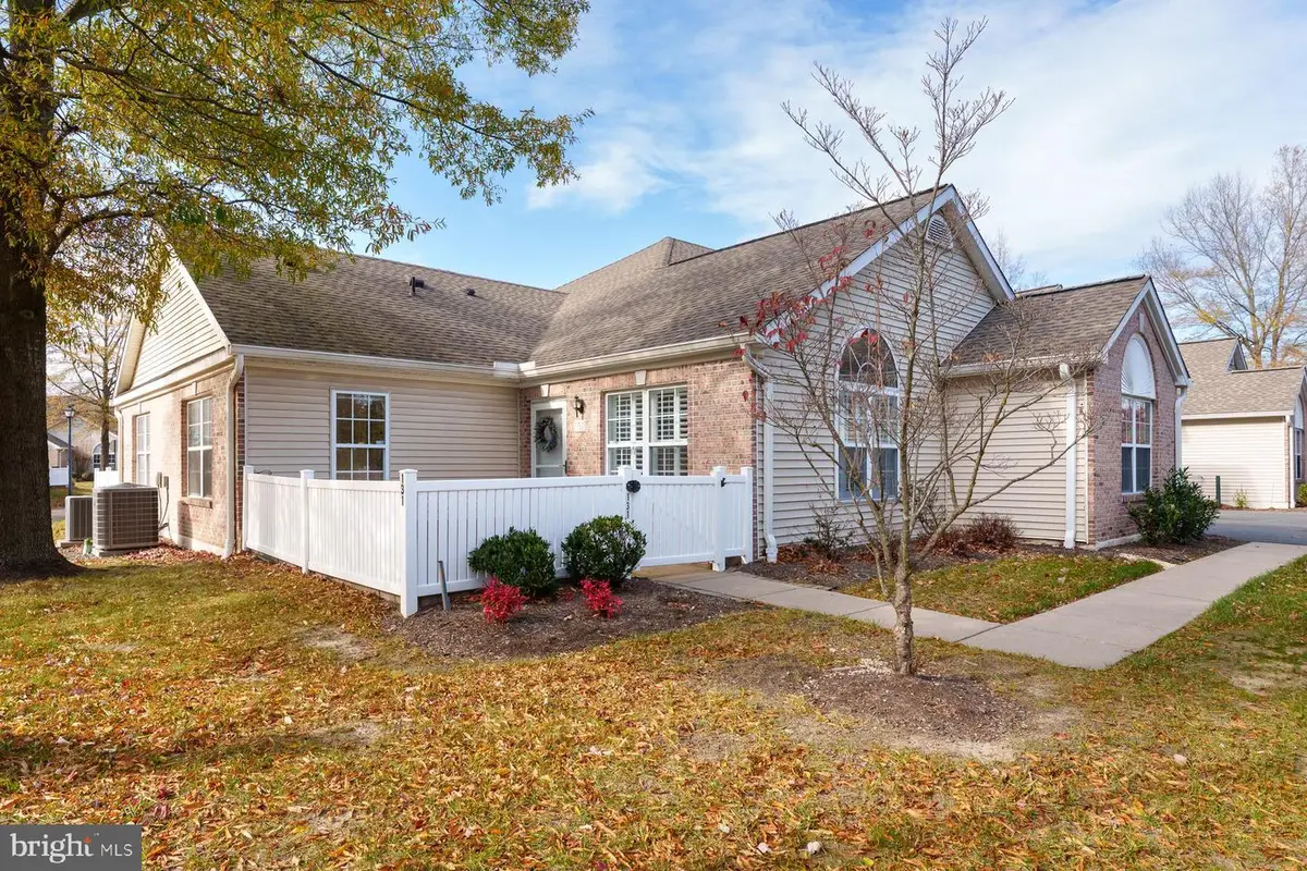 131 Point Ct, Lawrence Township, NJ 08648 - Image #1