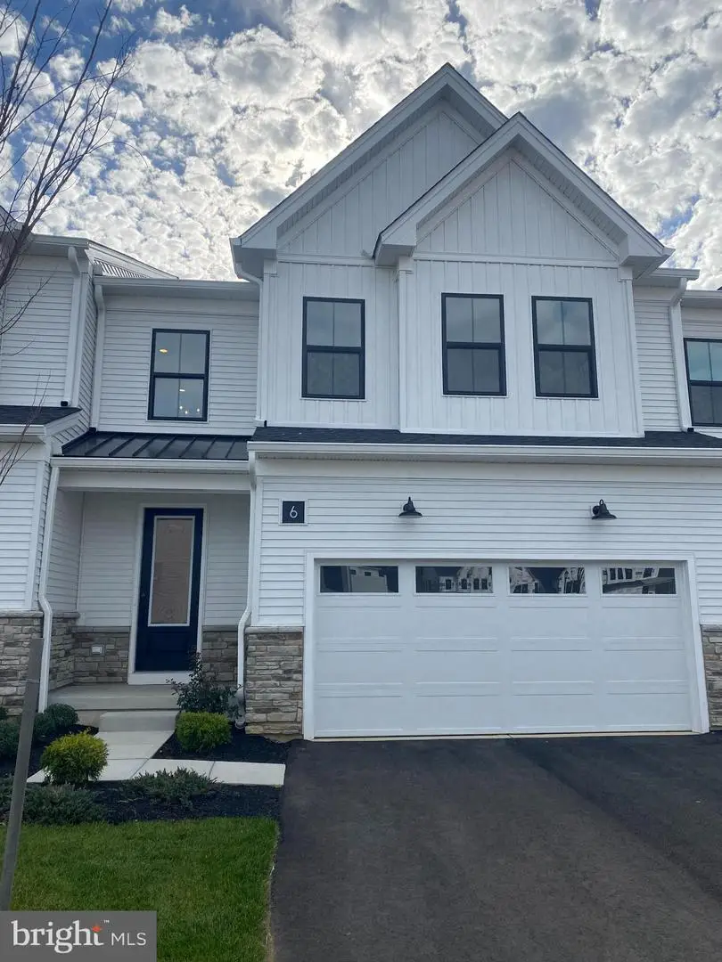 6 Meade Dr, West Windsor Township, NJ 08550 - Image #1