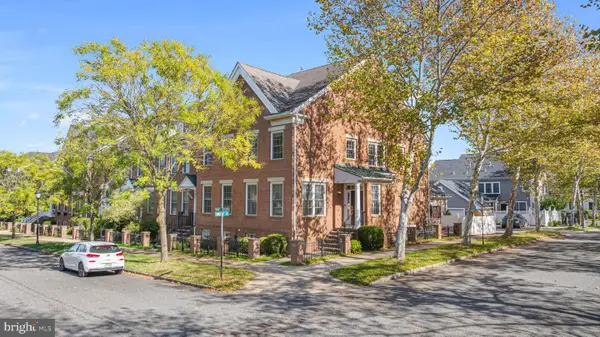 102 Burnet Cres, ROBBINSVILLE, NJ 08691