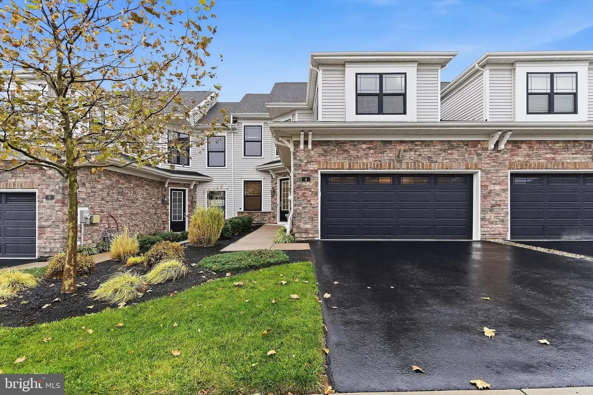 4 Dogleg Ln, Lawrenceville, NJ 08648 - Image #1