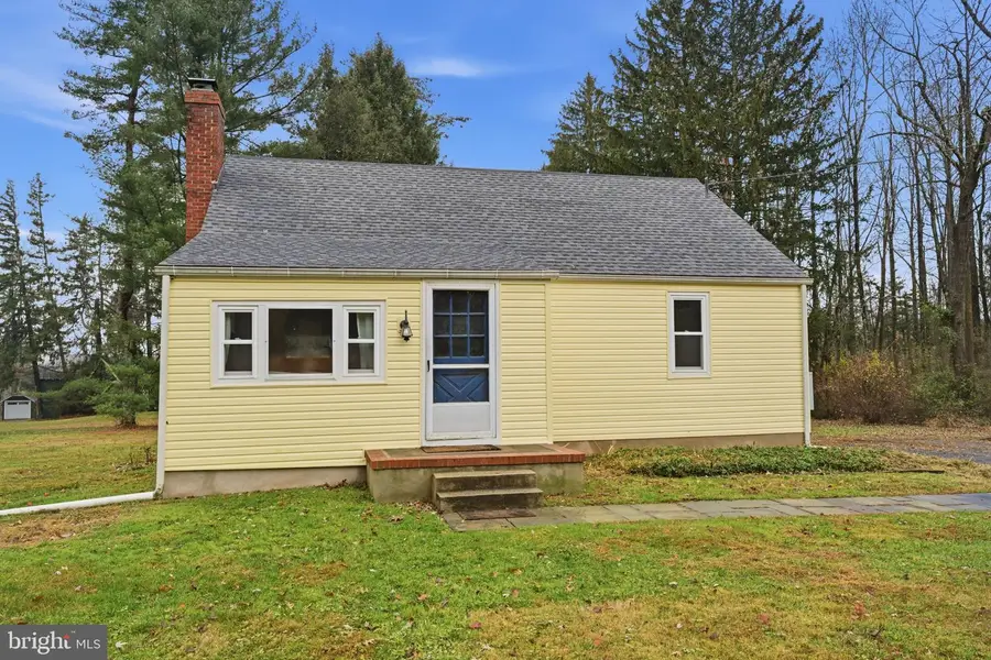 131 Crusher Rd, Hopewell, NJ 08525 - Image #3