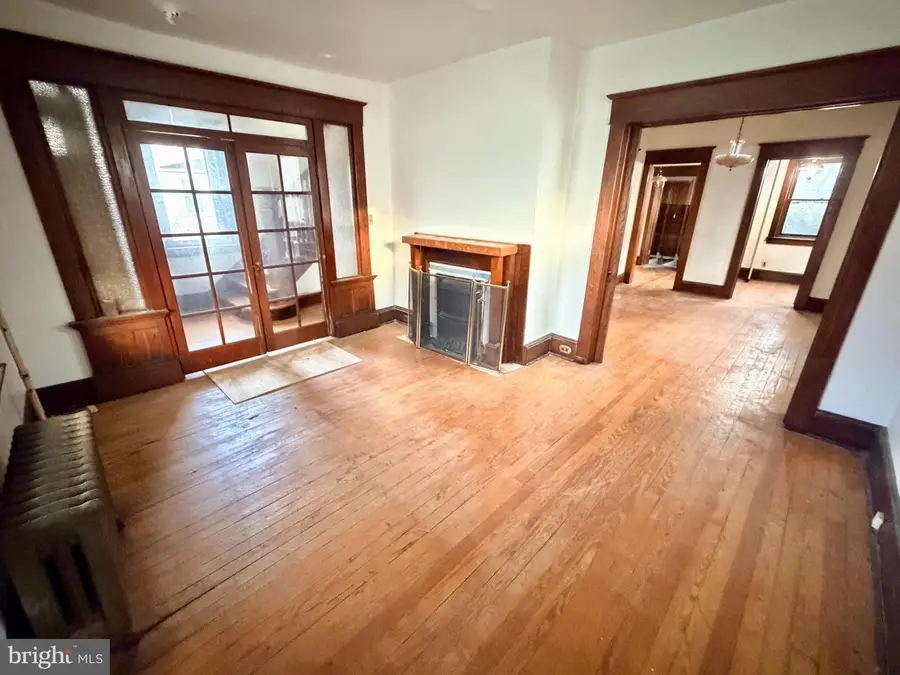 306 Berwyn Ave, Trenton, NJ 08618 - Image #3