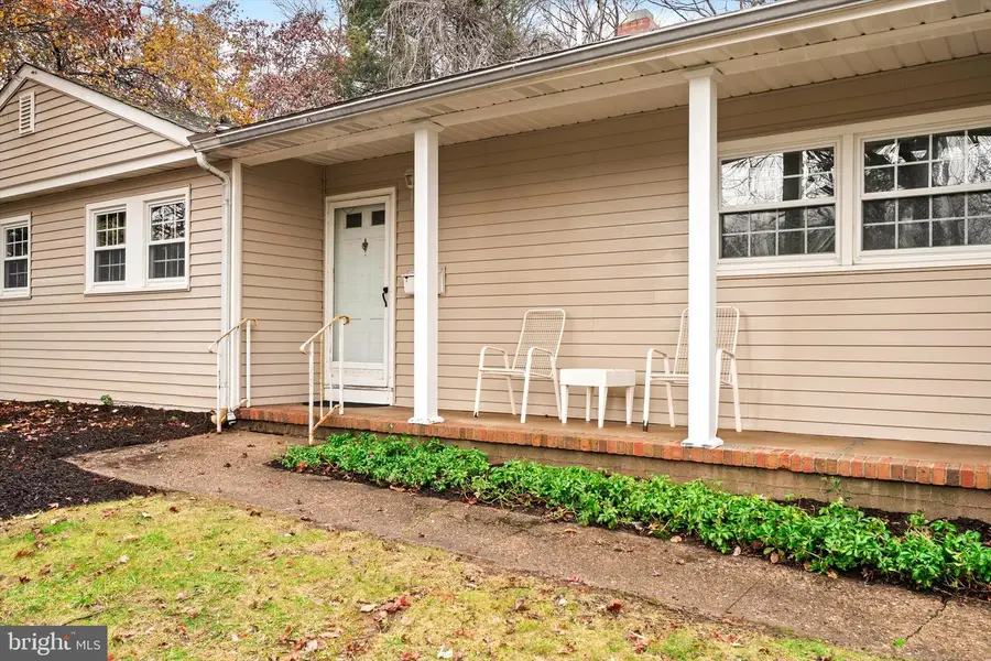 16 Royal Oak Rd, Lawrence Township, NJ 08648 - Image #3