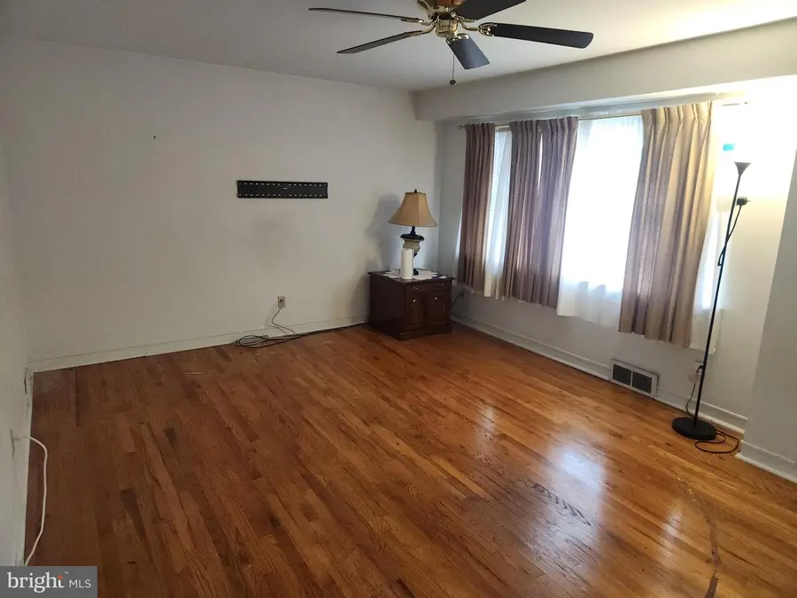 14 Hartman Dr, Hamilton, NJ 08690 - Image #2