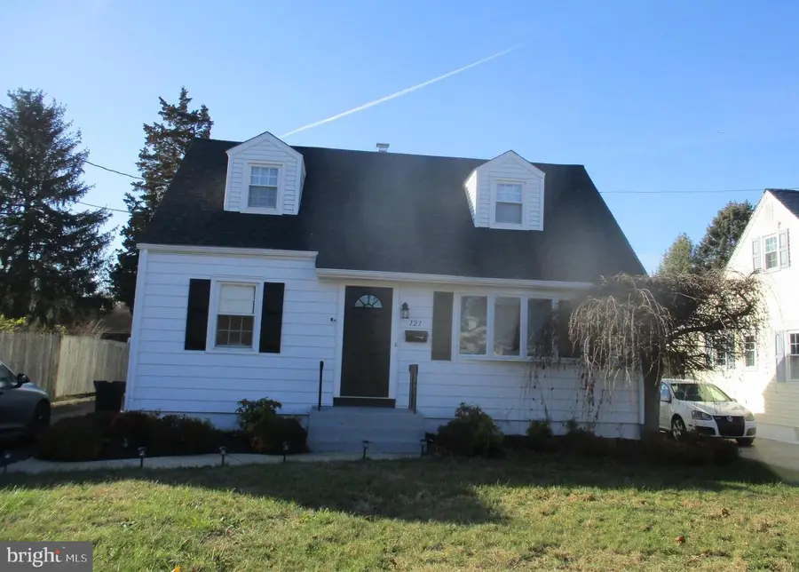 121 Hoover Ave, Hamilton, NJ 08619 - Image #2