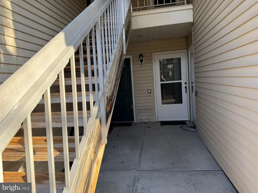 33 Cypress Ct, Lawrenceville, NJ 08648 - Image #2