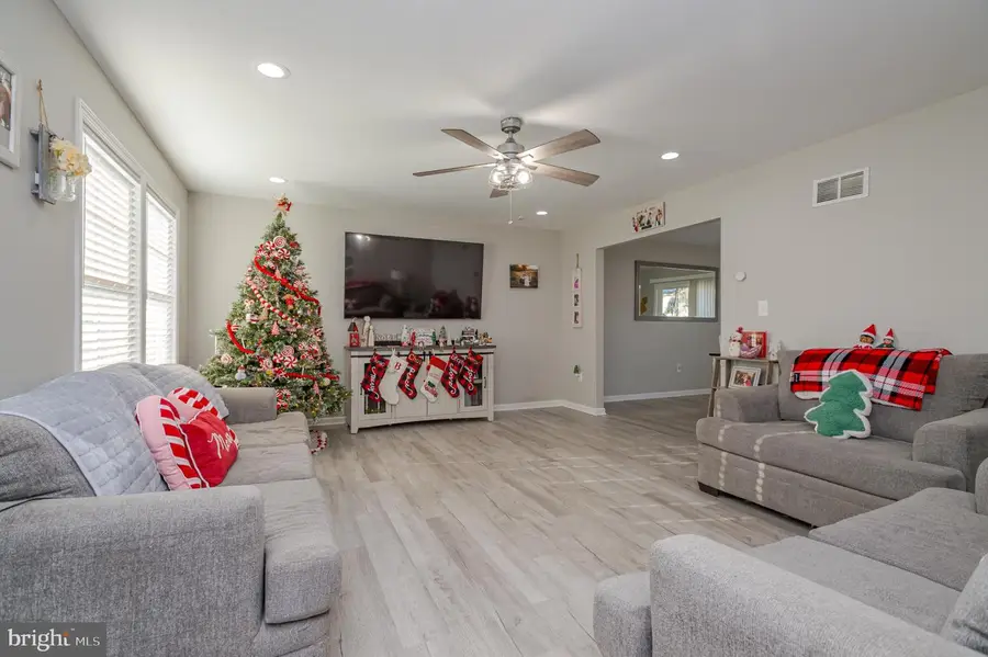 20 Wagner St, Hamilton Township, NJ 08610 - Image #2