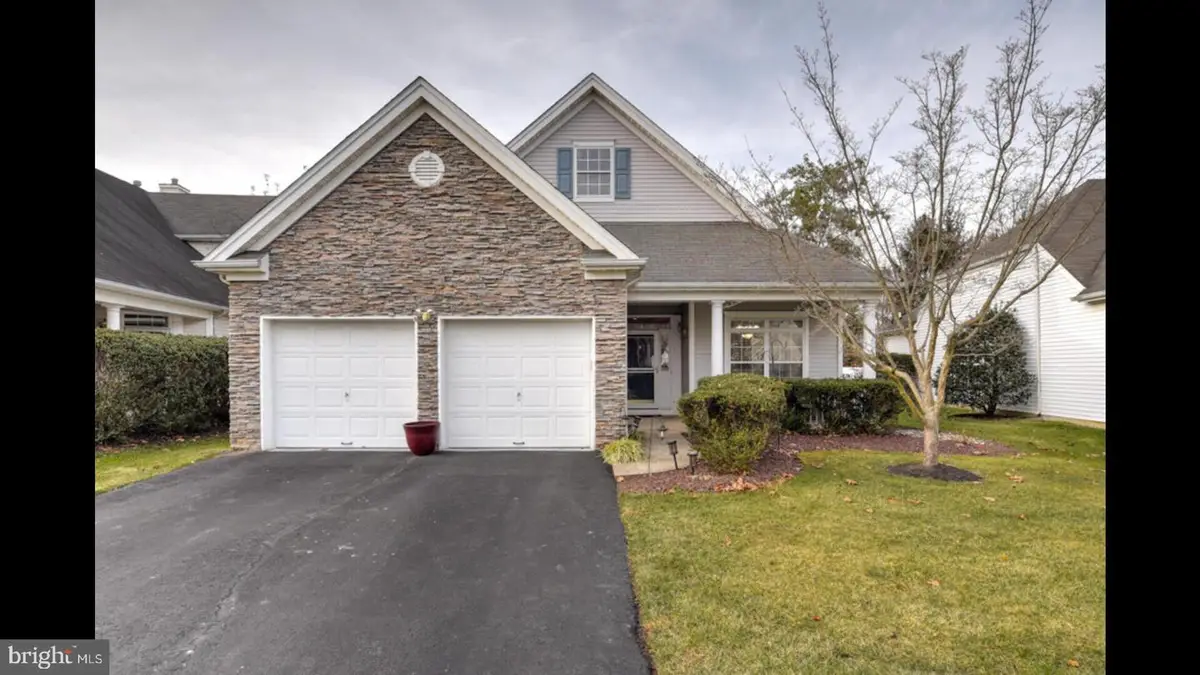 25 Cardinalflower Ln, Princeton Junction, NJ 08550 - Image #1