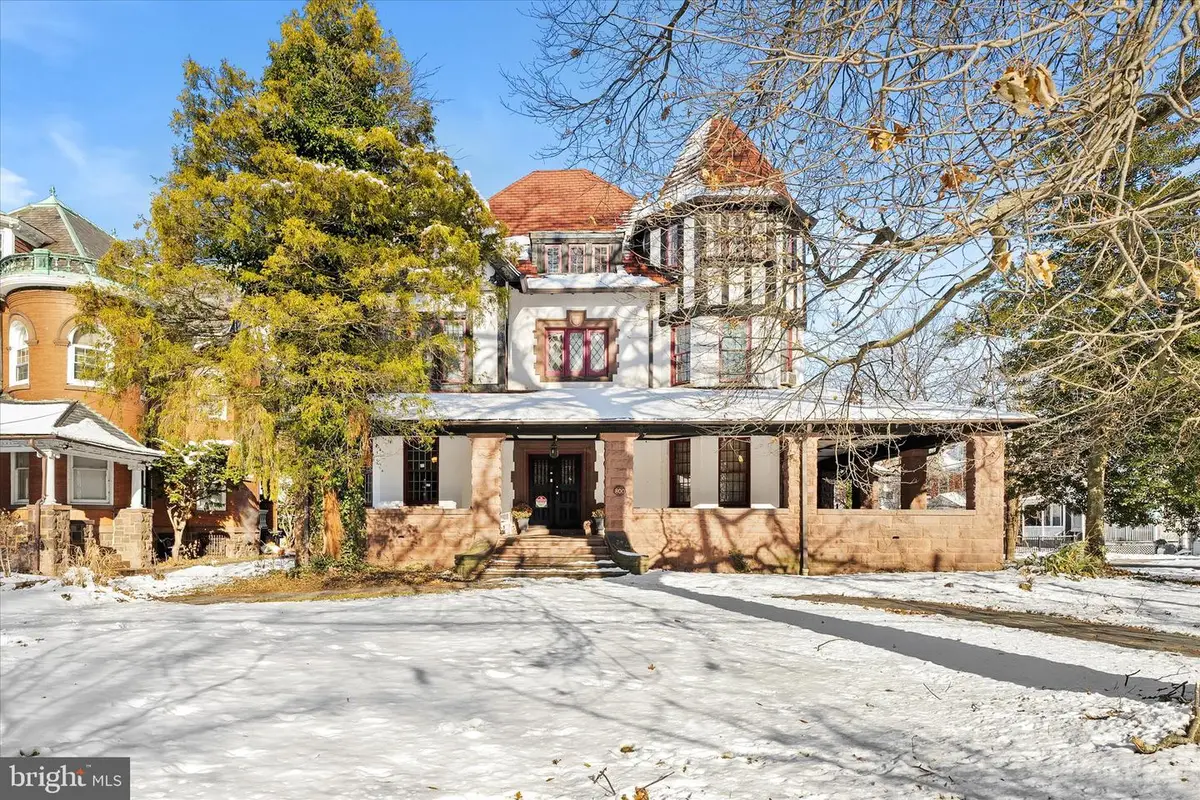 800 W State St, Trenton, NJ 08611 - #1