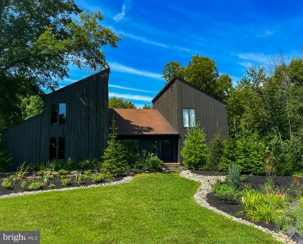 1615 Harbourton Rocktown Rd, LAMBERTVILLE, NJ 08530