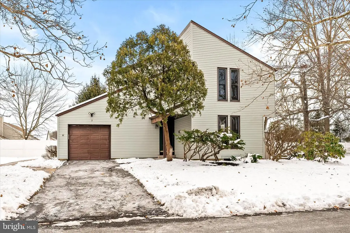 13 Pennington Rd, East Windsor, NJ 08520 - #1